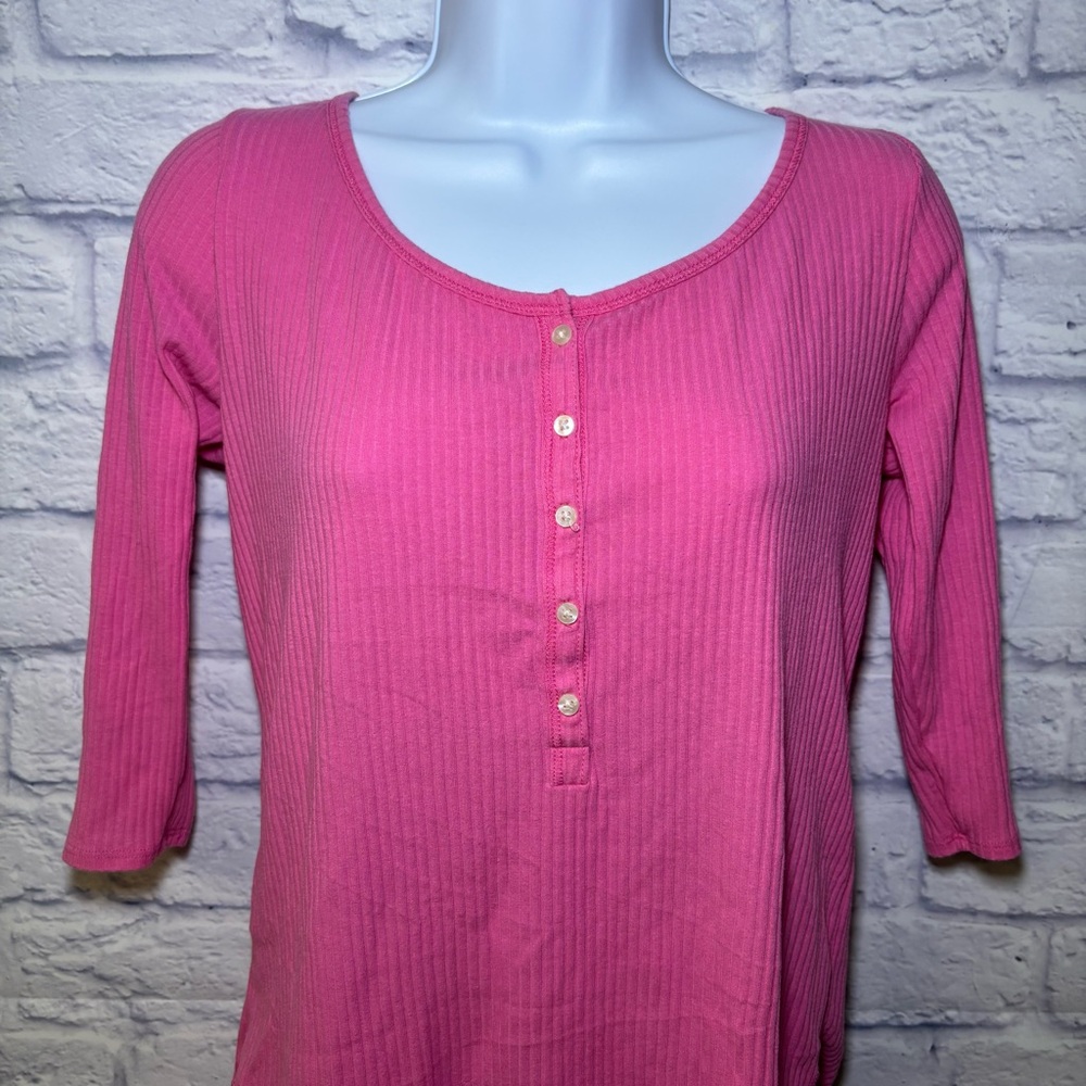 Hollister Y2k Medium Pink Henley Stretch ButtonUp Top layering preppy